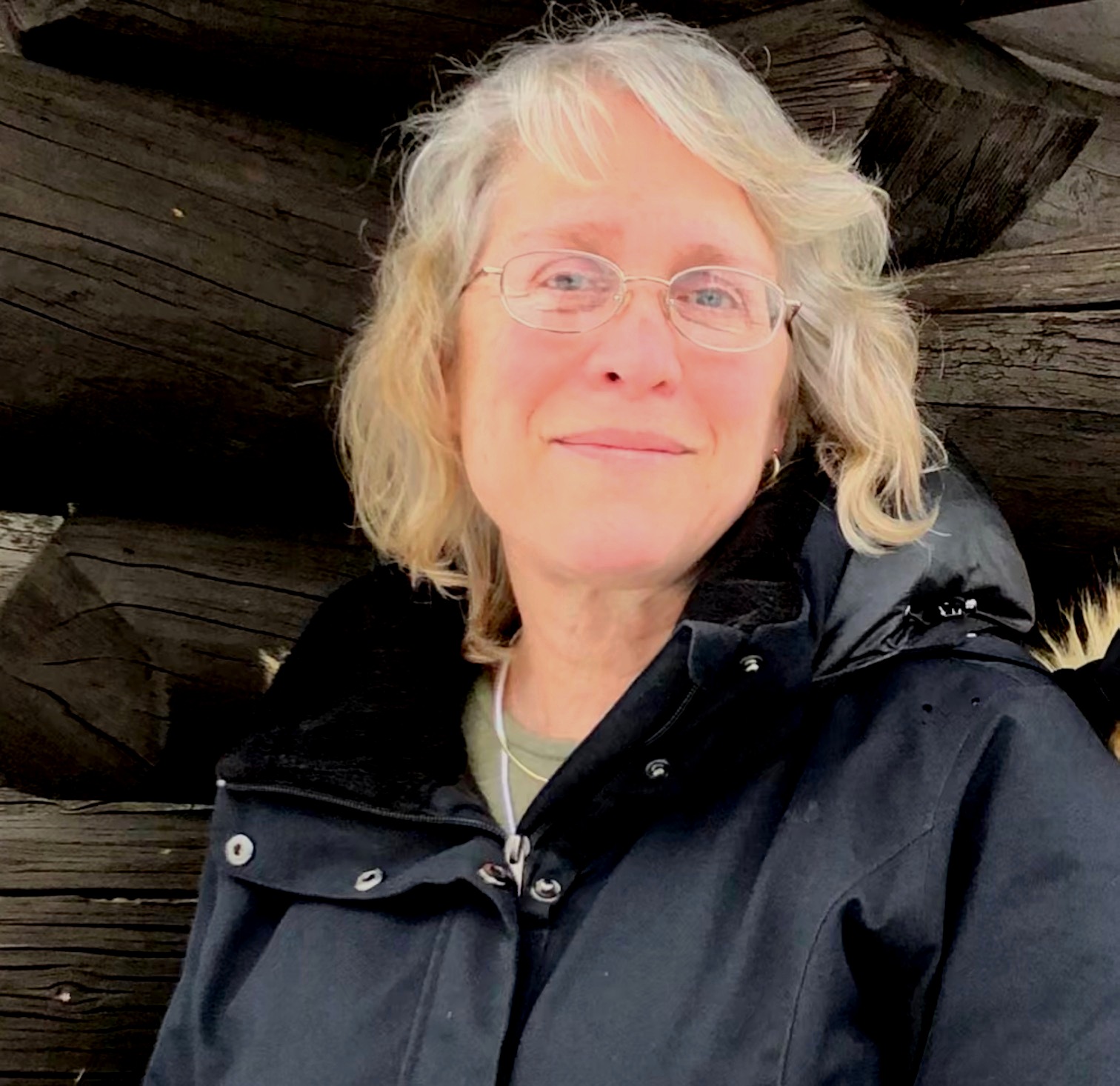 VictoriaSmith_Author Photo3