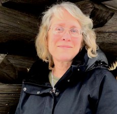 VictoriaSmith_Author Photo3